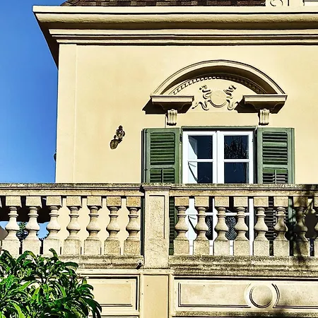 Marrone - Relais - Marsala