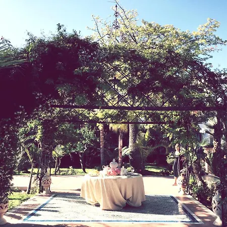 Marrone - Relais - Marsala